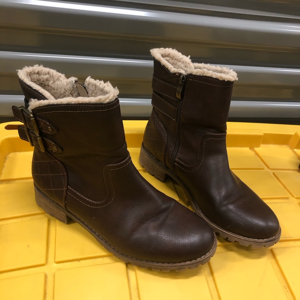 Brown faux fur lined ankle boots with buckle detail